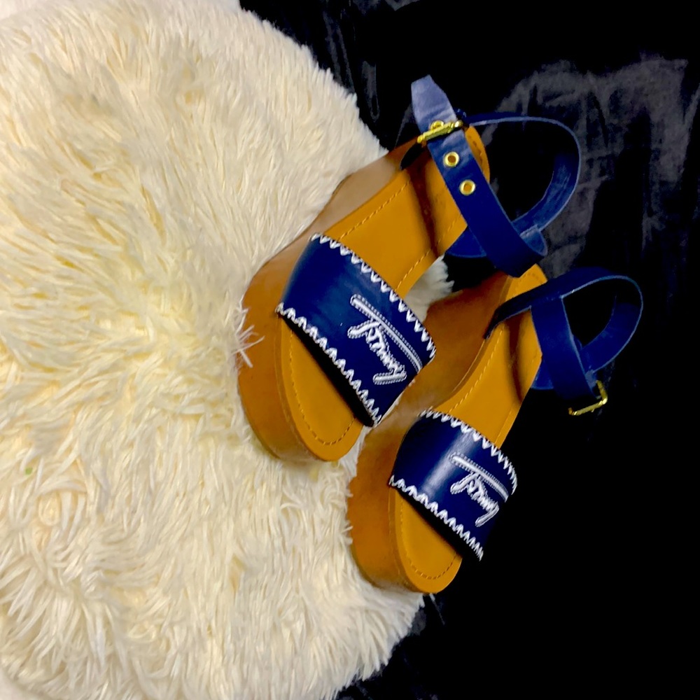 Tommy wedges